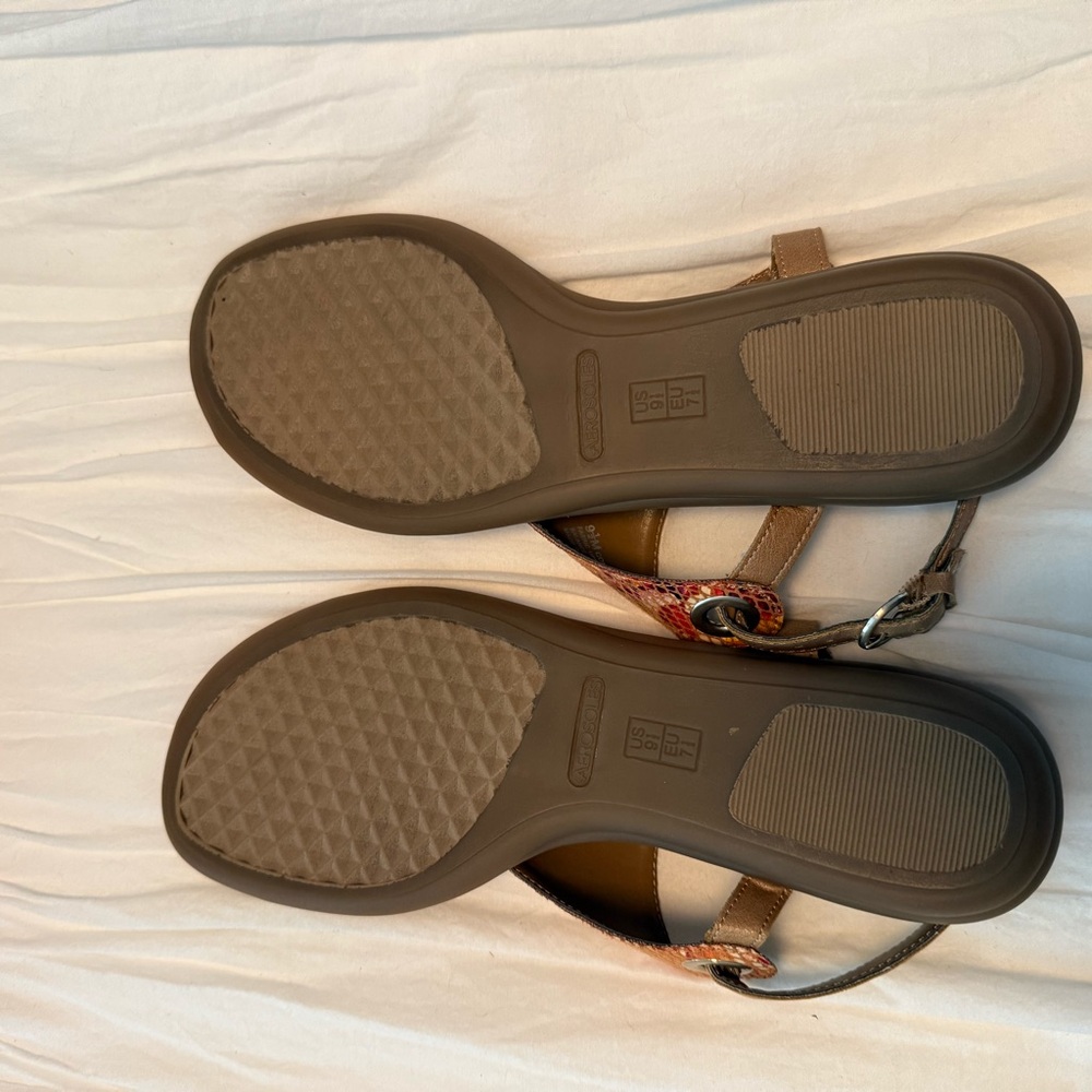 AEROSOLES Colorful Patterned Sandals - Picture 6 of 6